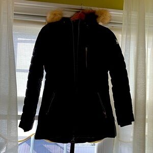 Moose Knuckles Puffer real Fur size small